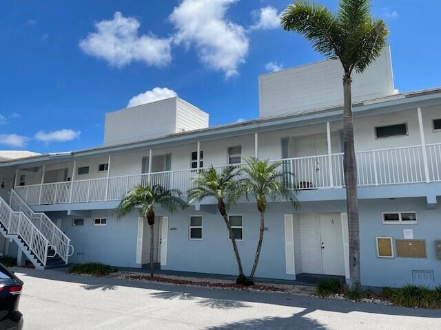 Foto principal - 6100 NE 7th Ave