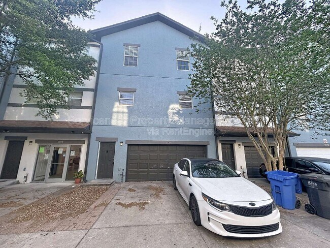 Foto del edificio - 6066 Gibson Ave
