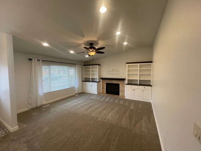 Foto del edificio - 1442 E Sandy Hills Dr