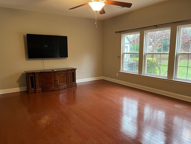 Building Photo - 10515 Hawick Ct