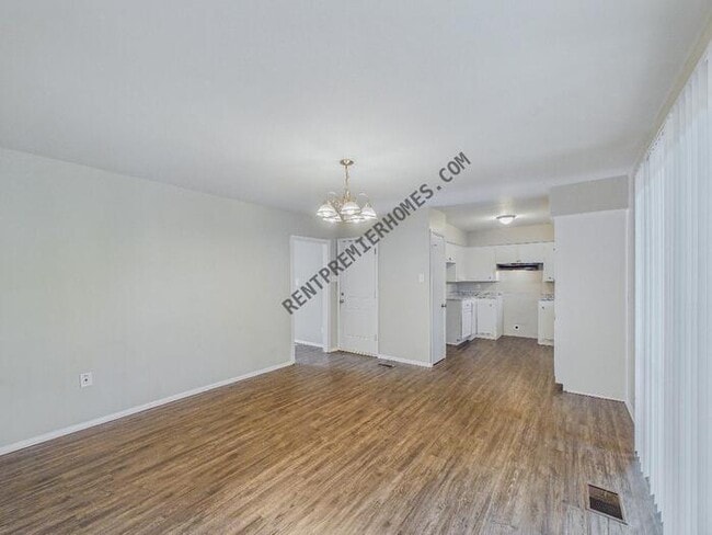 Foto del edificio - 202 S Claremont Ave