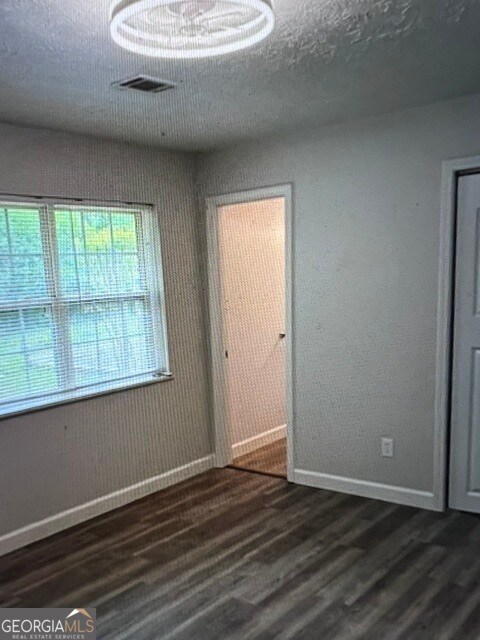 Foto del edificio - 3604 Hogan Dr NW