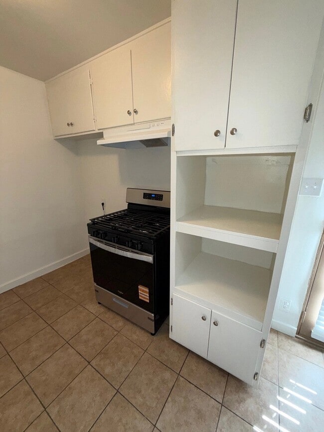 Foto del edificio - 21809 Lanark St