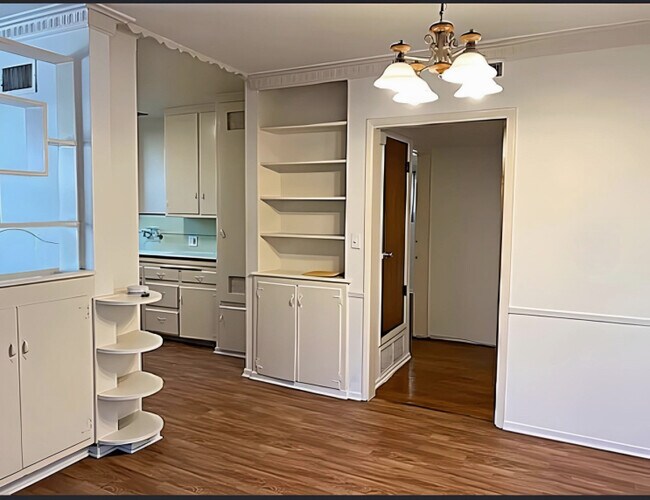 Foto del edificio - 6125 Cashio St