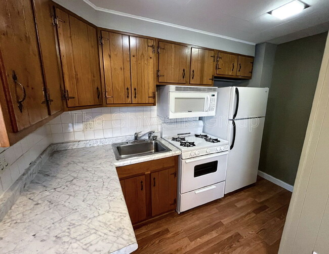 Foto del edificio - 1400 Kansas St