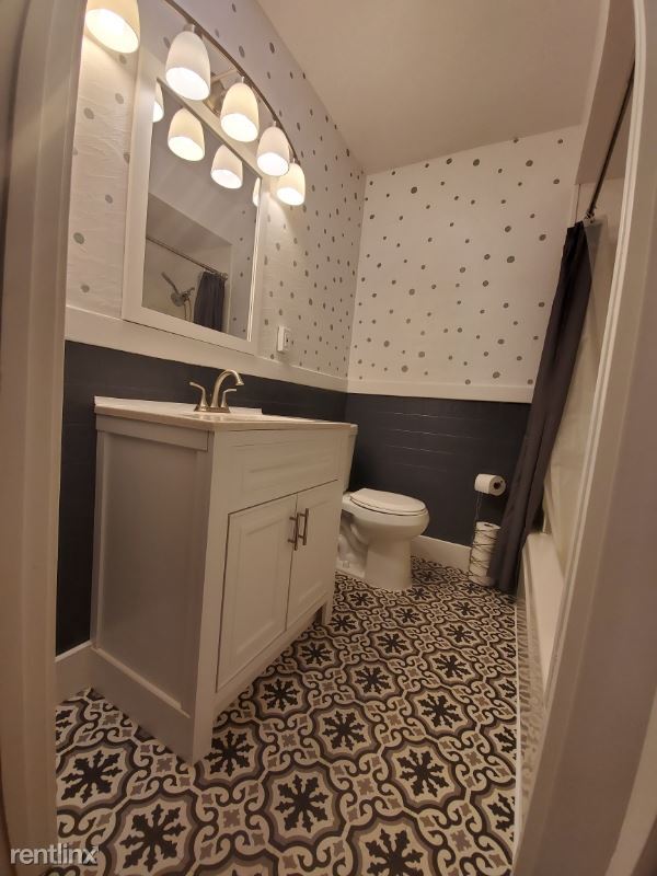 Foto del edificio - 2 br, 1 bath House - 1617 Eldridge Ave