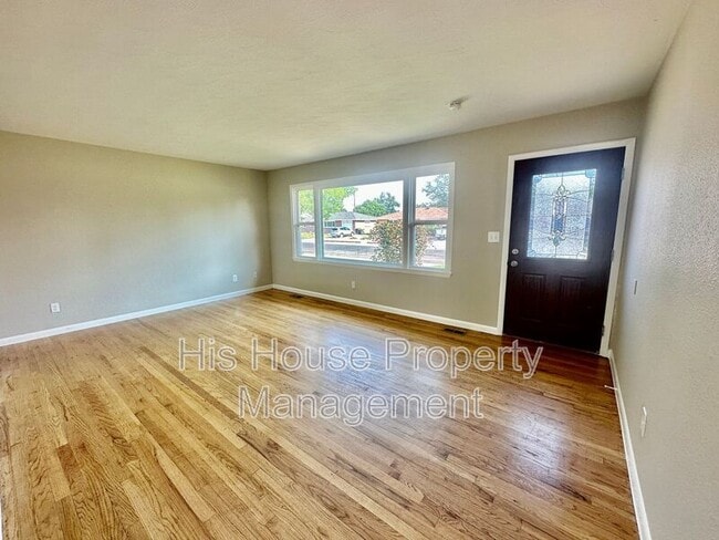 Foto del edificio - 2806 W 12th Street Rd