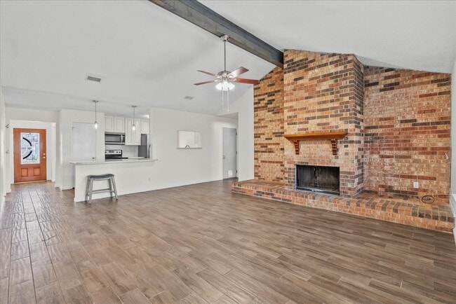 Foto del edificio - 3705 Misty Cove Ct