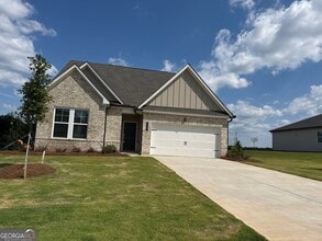 Building Photo - 205 Overton Dr