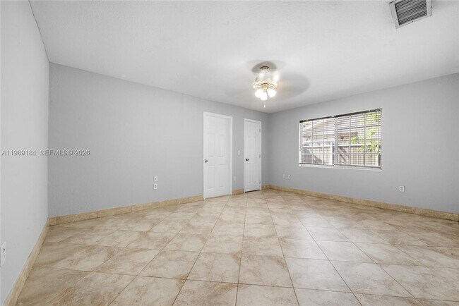 Foto del edificio - 10620 SW 146th Ct