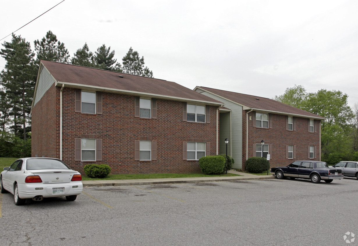 Primary Photo - Drakewood Apartments