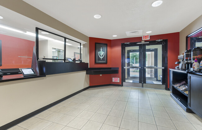 Building Photo - Furnished Studio-Baltimore - BWI Airport -...