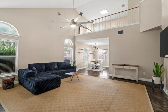Foto del edificio - 14621 Ginseng Cove