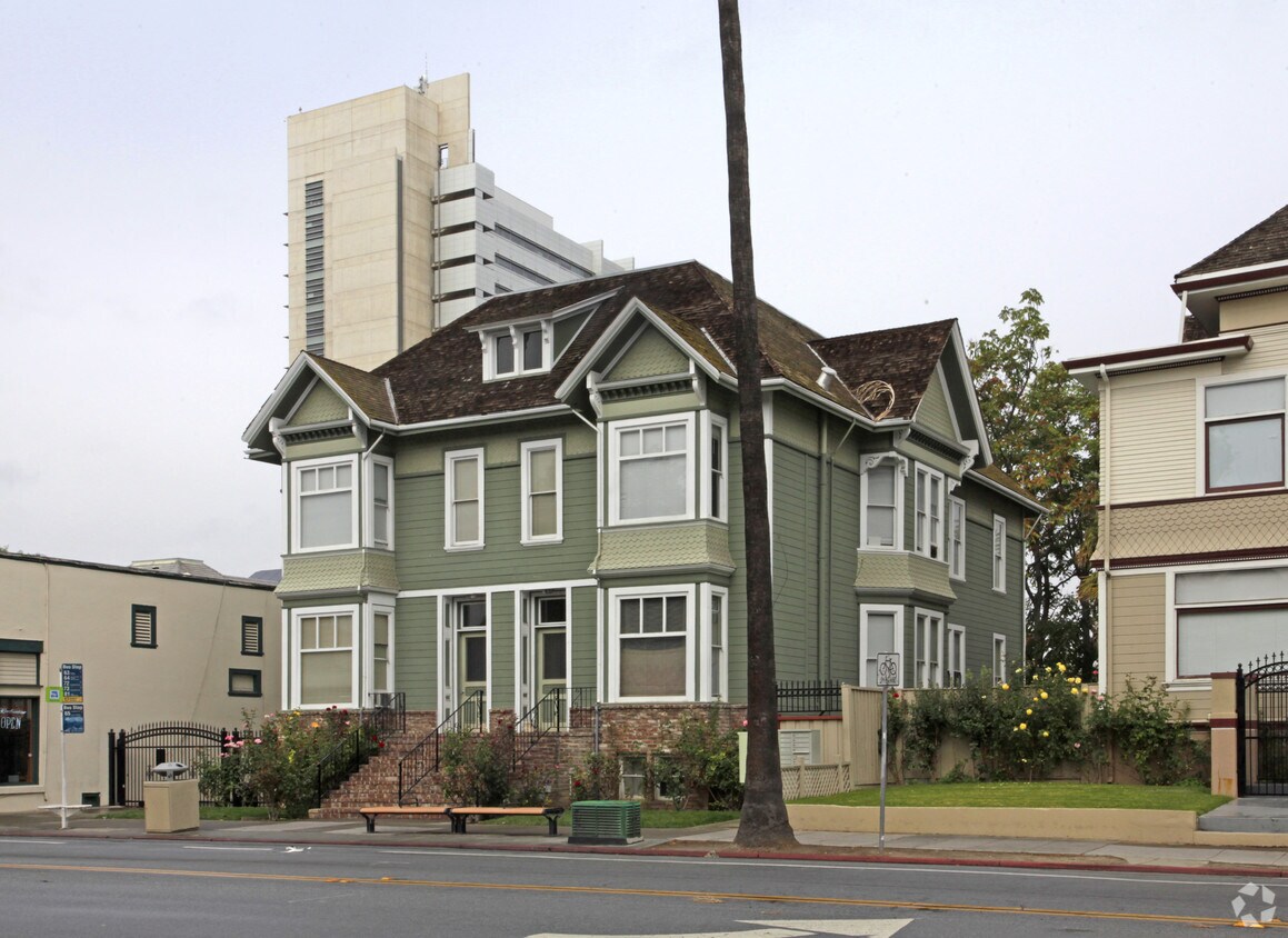 Foto del edificio - Ivy Hall