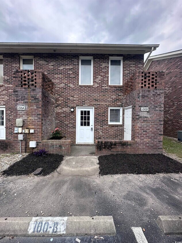 Foto principal - 401 Garden Dr