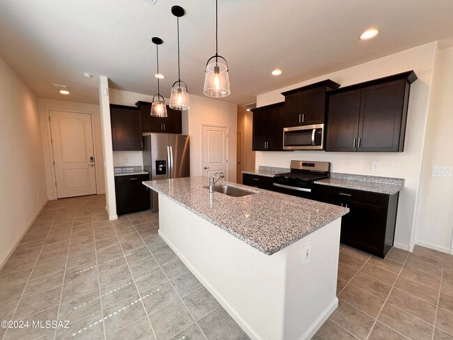 Building Photo - 12641 E Caden Dr
