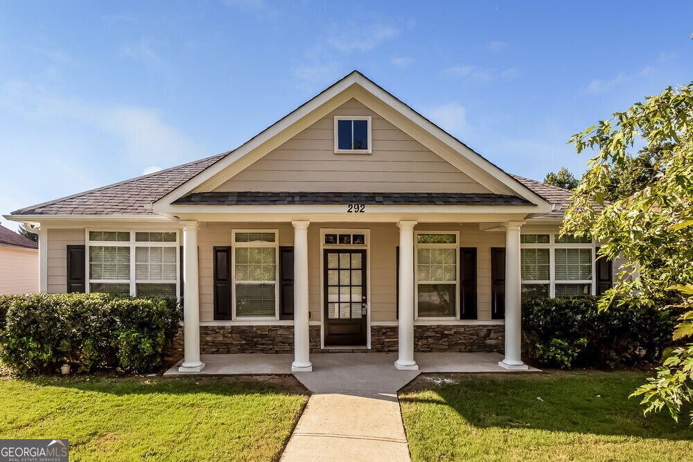 Foto principal - 292 Monarch Village Way