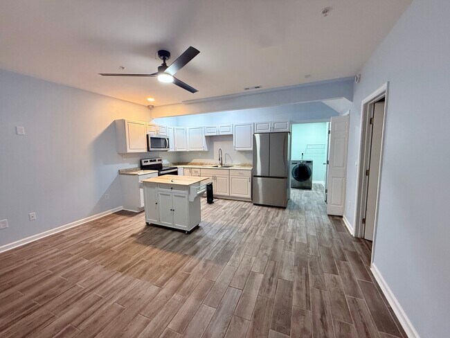 Foto del edificio - 5610 Friendship Rd