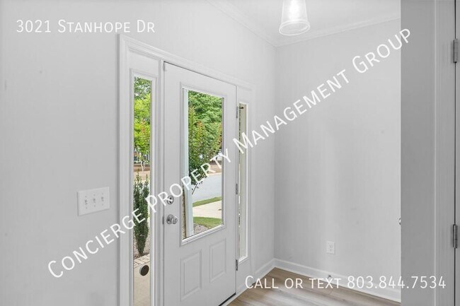 Foto del edificio - 3021 Stanhope Dr