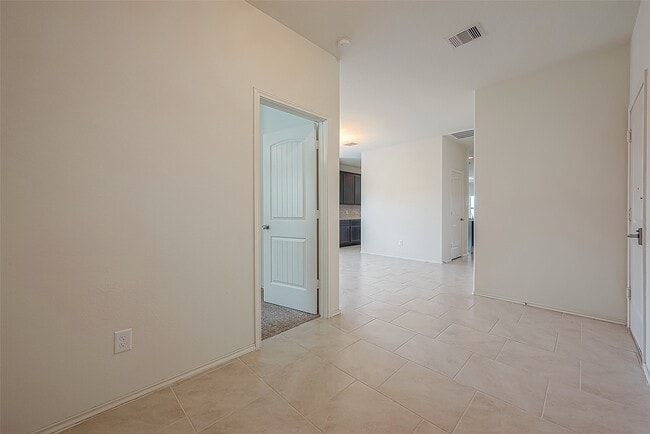 Foto del edificio - 4014 Teramo Ln