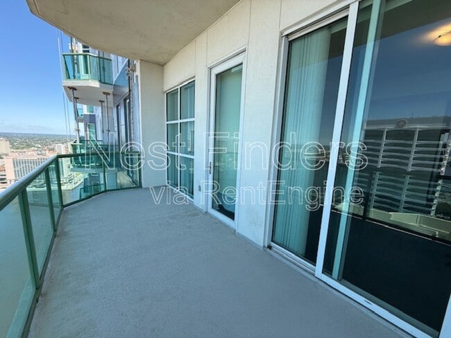 Building Photo - 1431 Ztp - Riverplace