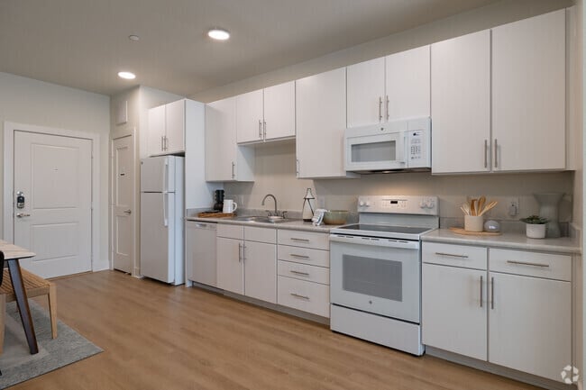 Building Photo - Incredible Savings: Up to 2 Months Rent-Free