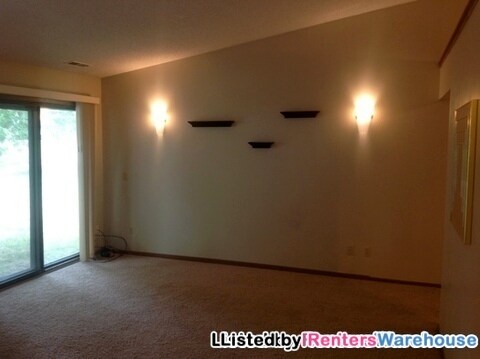 Building Photo - 3831 Heather Dr