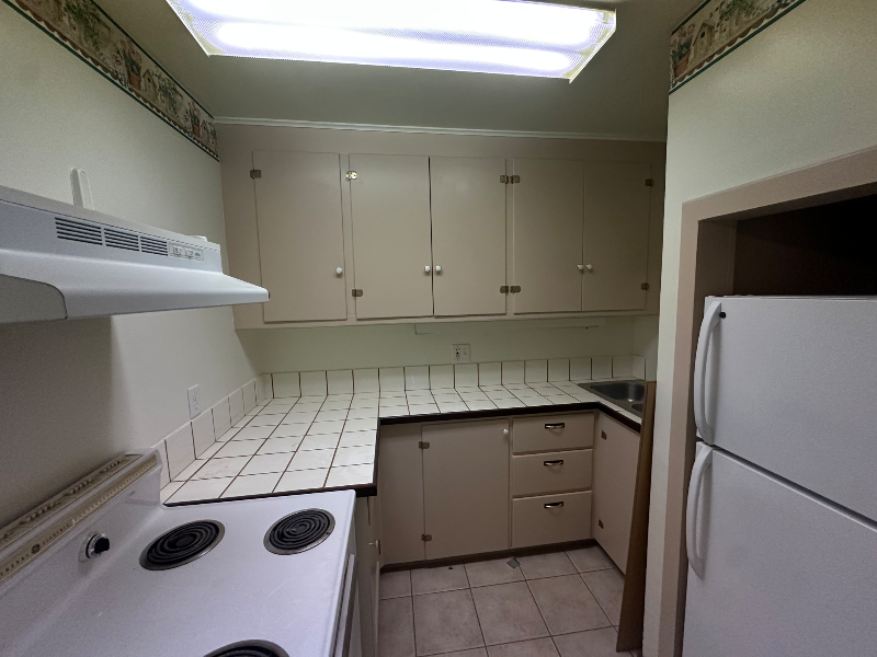 Primary Photo - 208 N 8th St