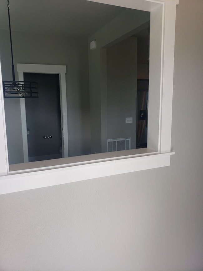 Building Photo - Beautiful 3 bed home in Annafeld