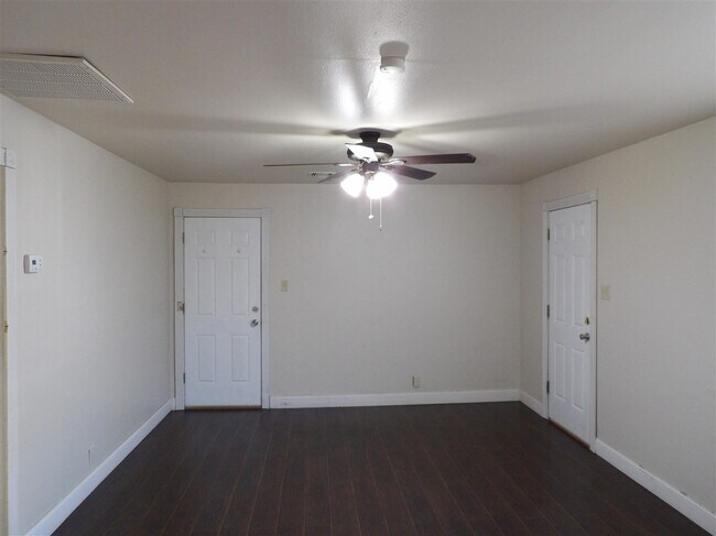 Foto del edificio - 9 NW 13th St