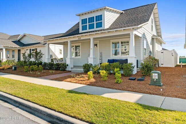 Foto del edificio - 2121 Sedges Ave