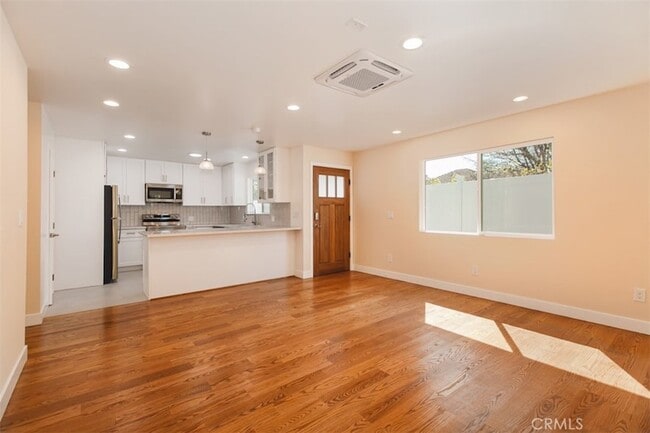 Foto del edificio - 319 N Shelton St