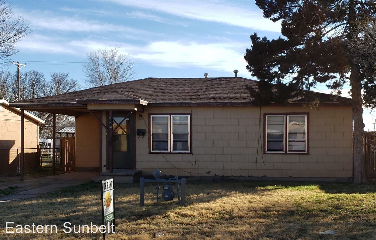 Foto principal - 2 br, 1 bath House - 820 East Canadian