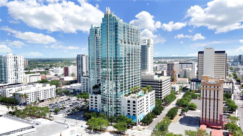 Foto principal - 777 N Ashley Dr