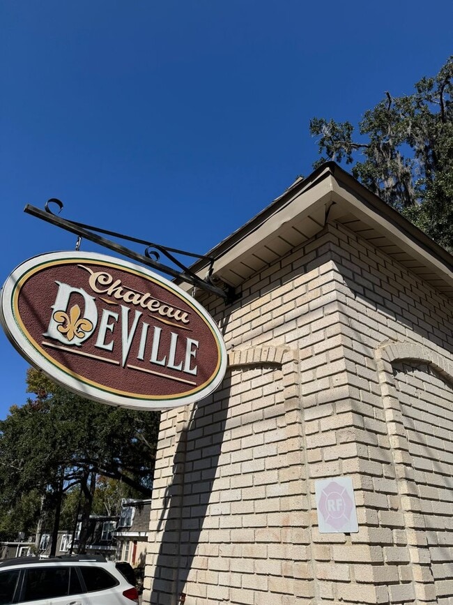 Building Photo - 2020 Continental Ave