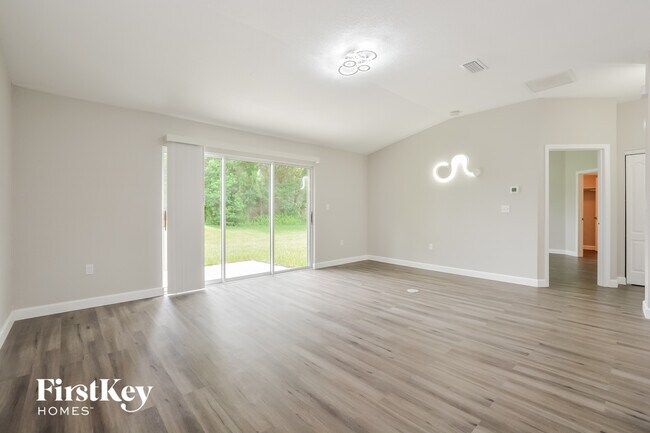 Foto del edificio - 1175 Adams St