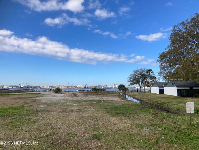 Foto del edificio - 5240 River Park Dr