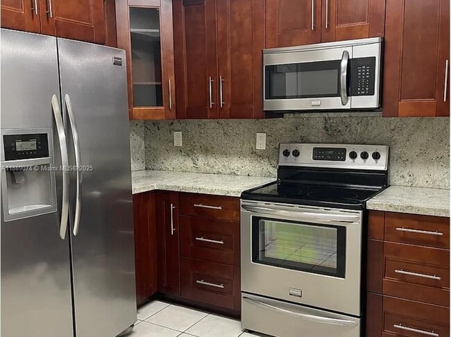 Foto del edificio - 8964 W Flagler St