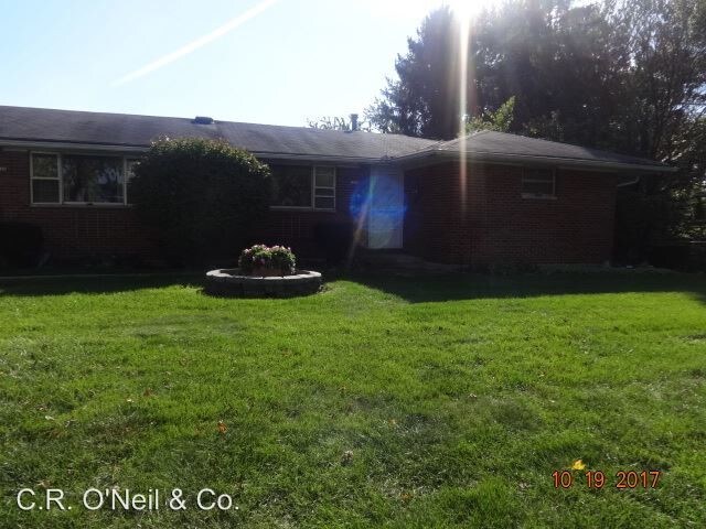 Primary Photo - 1165-1165 Eastfield Rd
