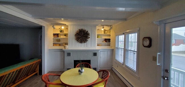 Building Photo - 108 Ocean Dr