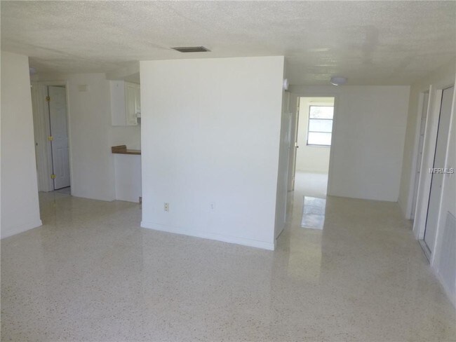 Building Photo - 9114 Pegasus Ave