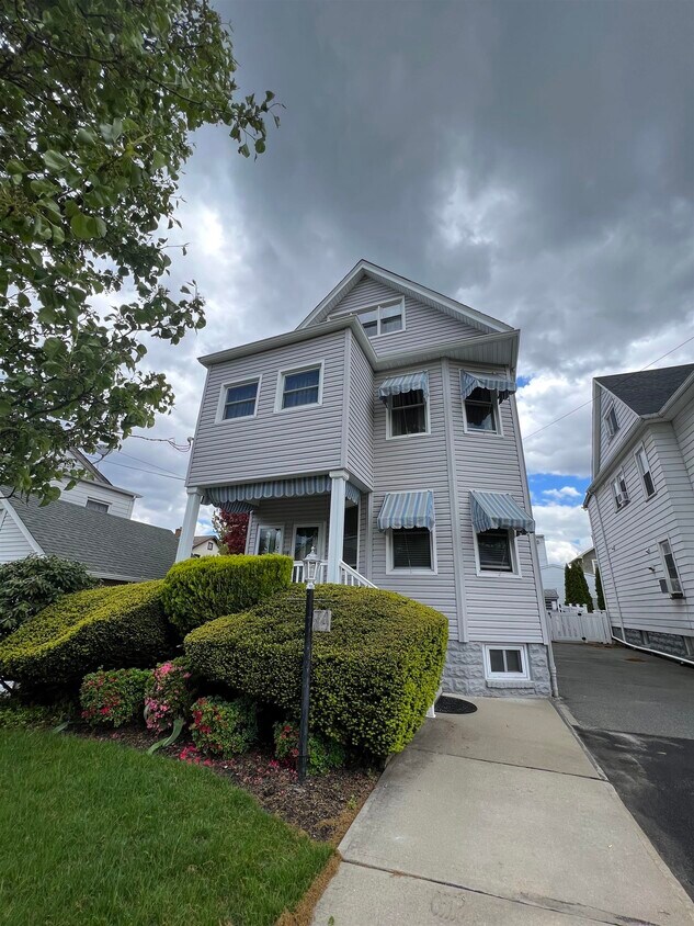 74 Yale St, Nutley, NJ 07110 House Rental in Nutley, NJ