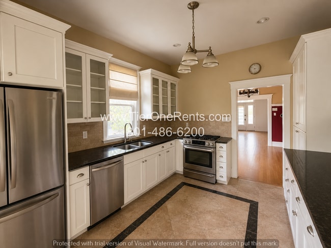 Building Photo - NO DEPOSIT option available for qualified renters