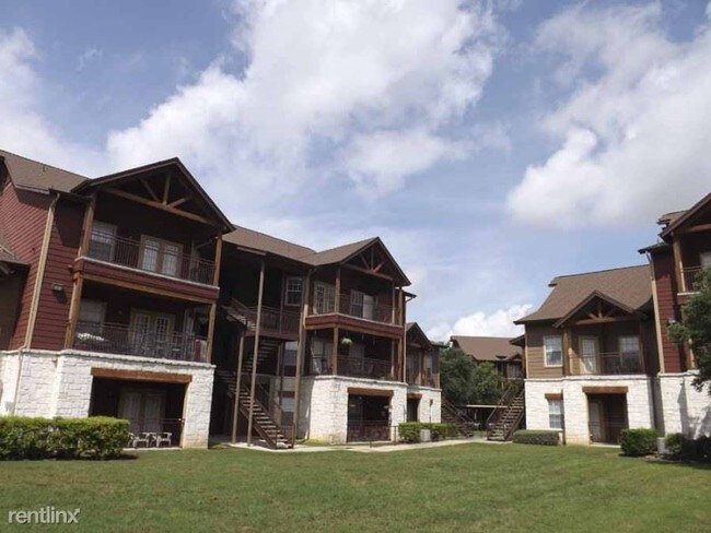 Foto del edificio - 8302 W Hausman Rd