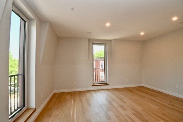 Foto del edificio - 63 Moreland St