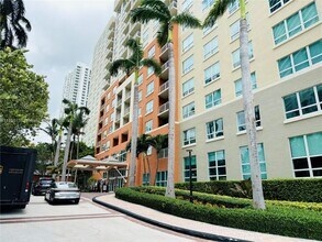 Building Photo - 2001 Biscayne Blvd