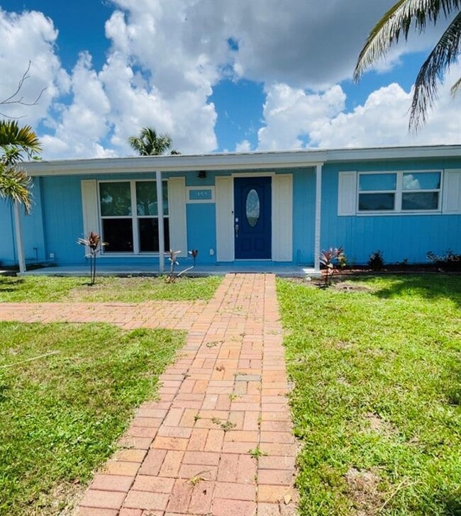 Building Photo - 4152 Harbor Blvd