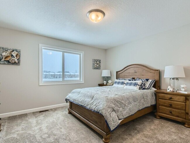 Foto del edificio - 2118 Cleveland Ln S