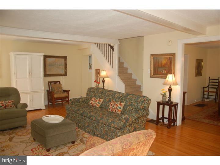 Foto principal - 611 W Miner St