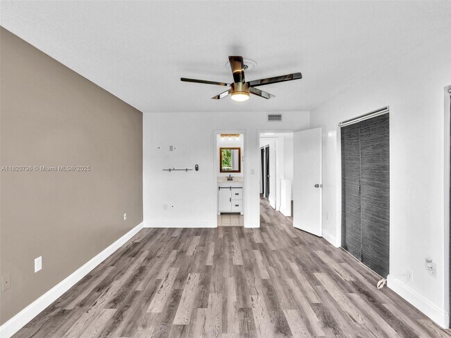 Foto del edificio - 3791 NW 78th Ave